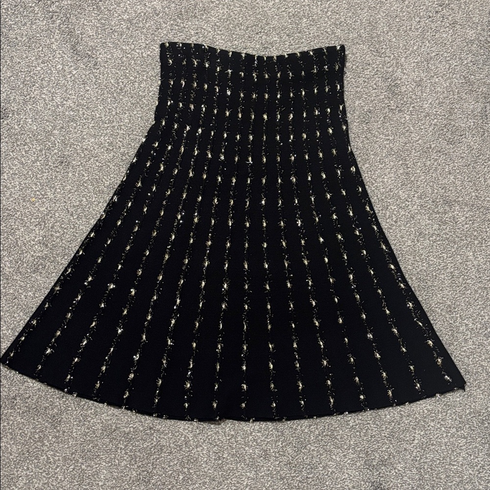 Paniz Black and Gold Textured Skirt